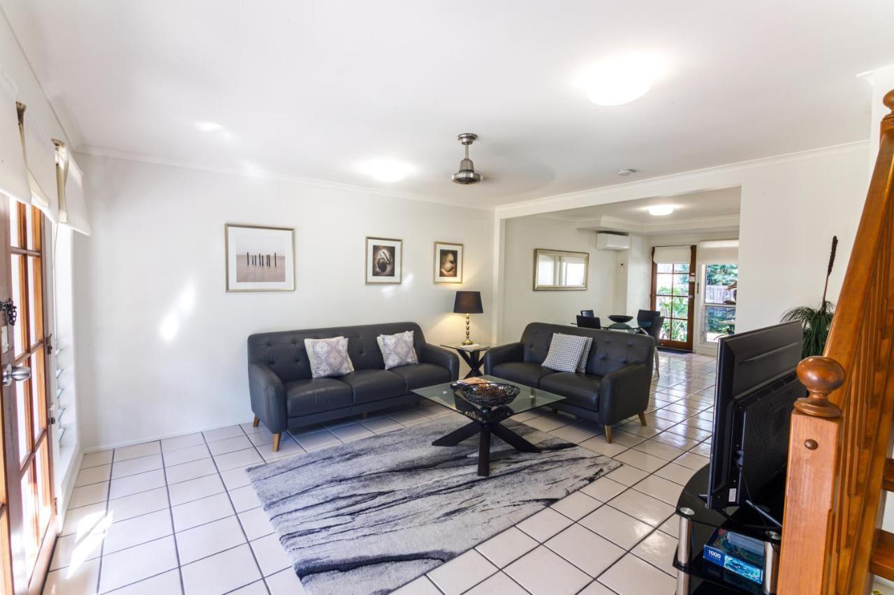 Sandy Beach Resort Noosaville Exterior photo